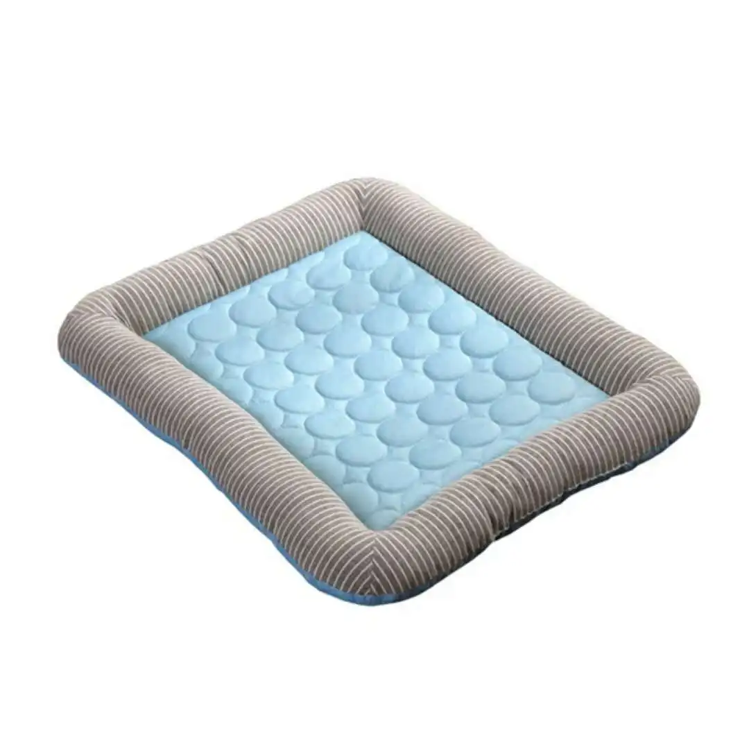 Охлаждающий мат для собак "Pet Ice Pad Teddy Mattress Cool Bed Cat Summer Keep Silk"