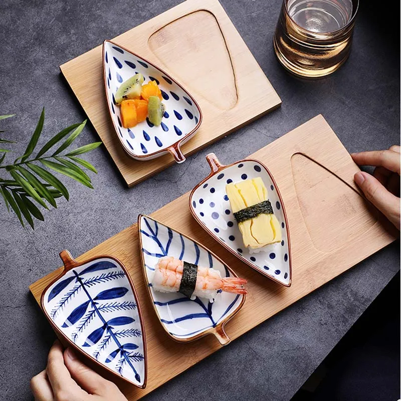 

Креативная миска для приправ в форме листа, керамические многофункциональные маленькие тарелки, закуски, блюдо для соуса, кухонные блюда, поднос для суши и торта