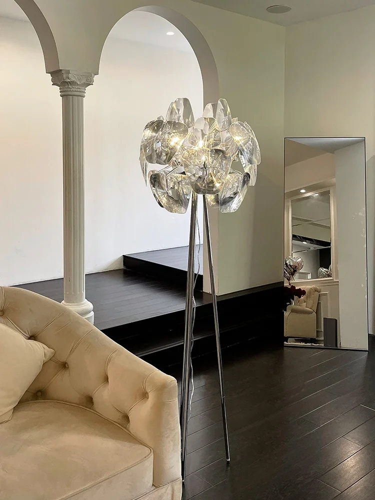 

Petal Floor Lamp Modern Light Luxury Living Room Study Bedroom Italian Minimalist Atmosphere High Sense