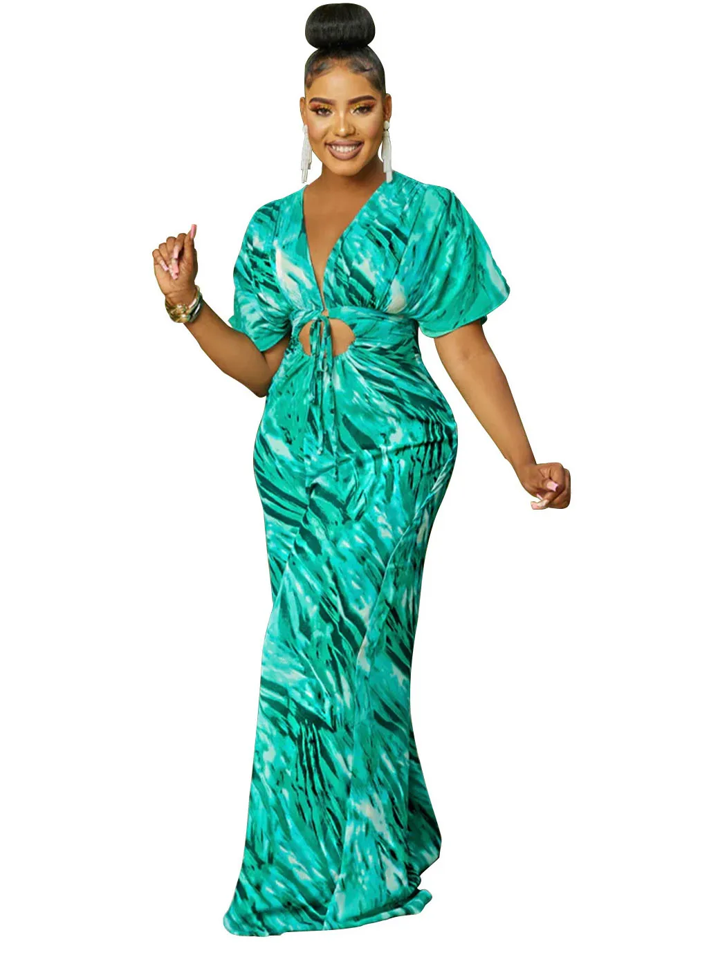 

Комбинезон со шнуровкой и широкими штанинами, с коротким рукавом и вырезами