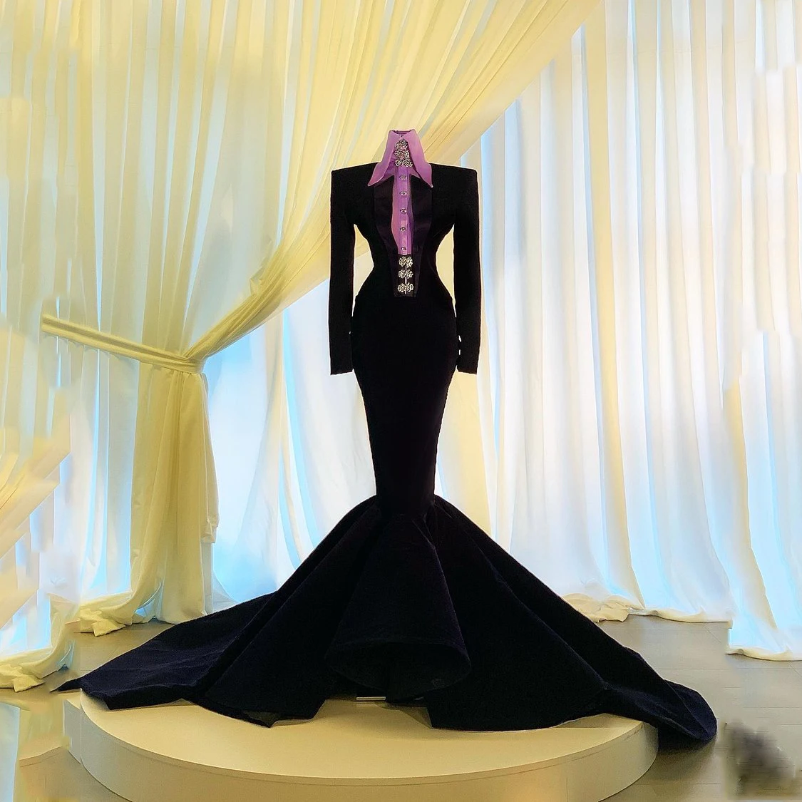 

Saudi Arabic Women Formal Dresses 2023 High Neck Elegant Evening Gowns فساتين مناسبة رسمية Beaded Party Dress Sleeve Fishtail