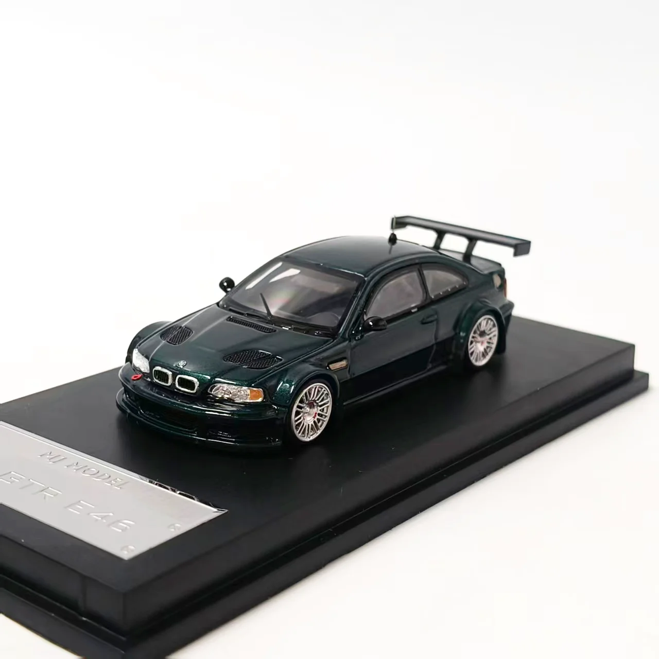 Фото Литая под давлением модель автомобиля из сплава MJ в масштабе 1:64 BMW 3 серии GTR E46 №2