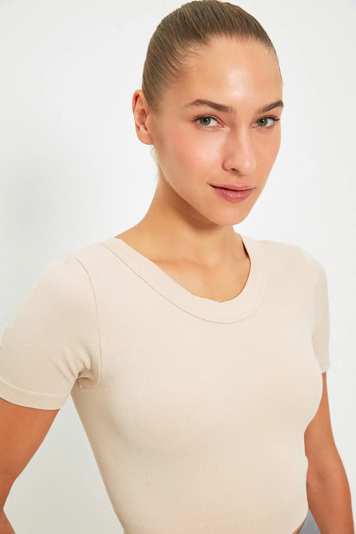 

Trendyol Seamless Fitness Blouse TWOAW22BZ0449