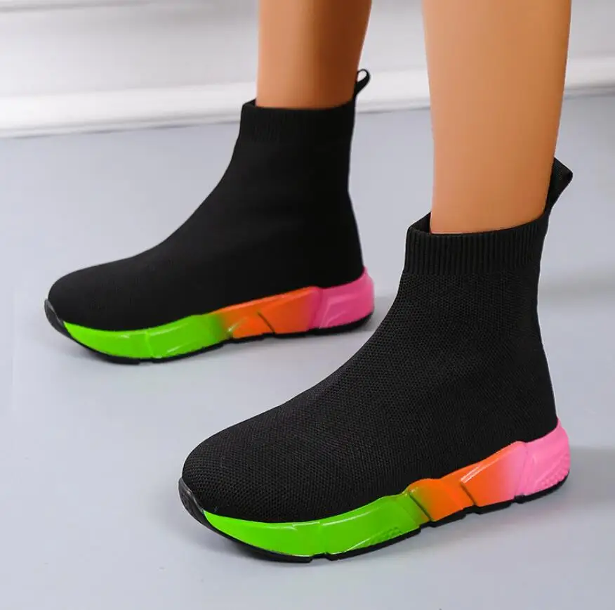 

2022 Spring New Couple Socks Shoes Women Thick-soled Casual Large Size Net Dazzle Colour Sole Knitted Women Platform Sneakers