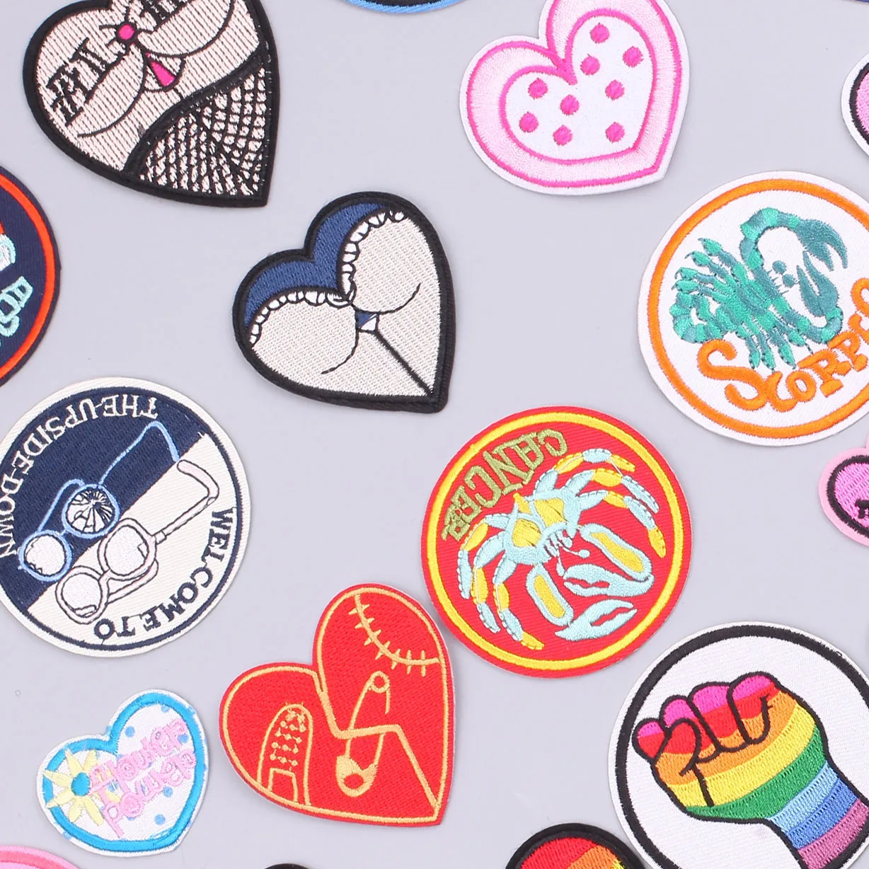 

Love Animals Designs Embroidery Patch Clothing Thermoadhesive Patches for Clothes Sewing Badges Appliques Sew on Iron on Patches