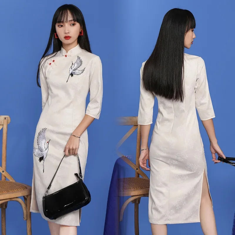 chinńska tradycyjna sukienka Cheongsam rękaw trzy czwarte haft żuraw podział Qipao moda w stylu vintage odzież damska 2024 12012