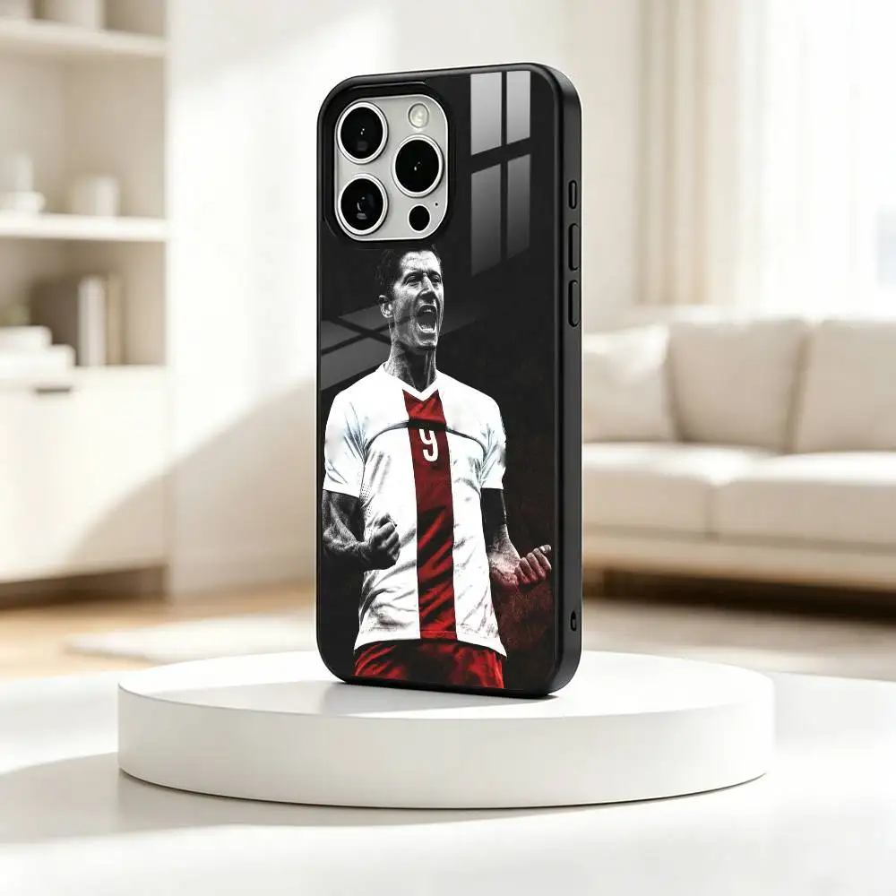 Фото Чехол для телефона Football R-Robert Lewandowski для iPhone 17, 16, 15, 14, 13, 12, 11 Plus, Pro с поддержкой магнитной беспроводной зарядки №3