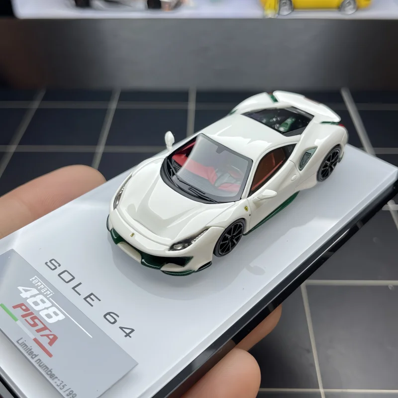 Фото RW & SOLE 1:64 488pista, реалистичная модель автомобиля из смолы, для коллекции взрослых, предмет для демонстрации, подарок для детей. В наличии. №4