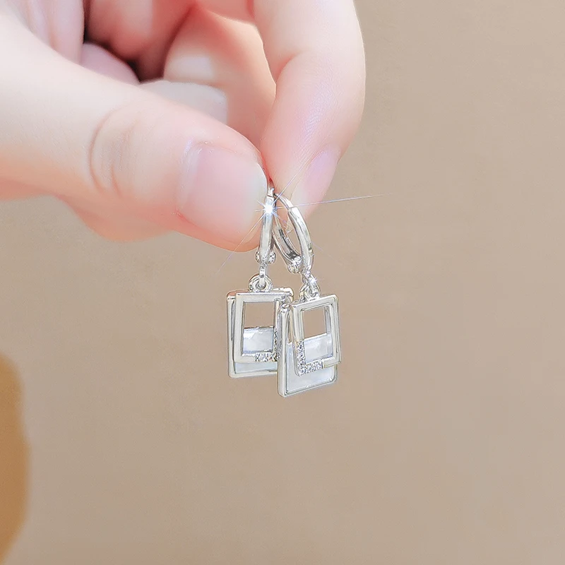 Интернет-модные серьги знаменитостей новые модные квадратные легкие роскошные