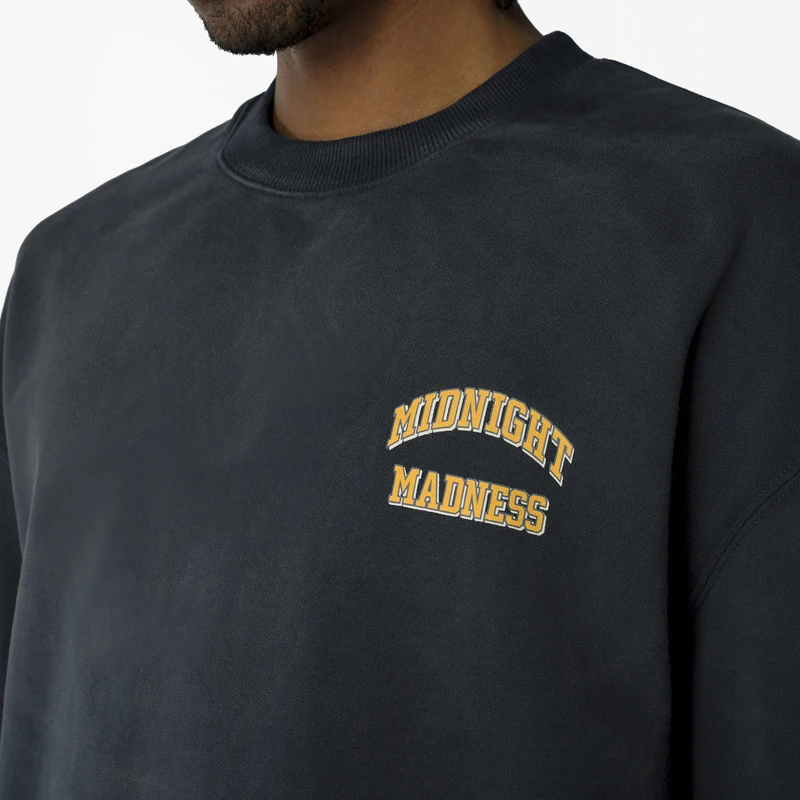 Фото Футболка Embroidery Patch Label Madness MDNS, японская, унисекс, с желтым принтом логотипа на груди, уличная одежда, свободный крой, с коротким рукавом №3