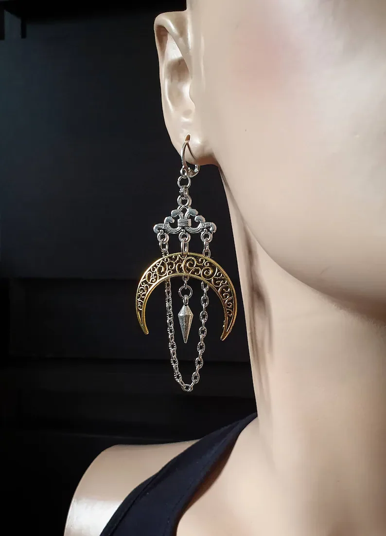 Большие серьги в стиле бохо форме полумесяца с шипами Готическая Цыганская луна