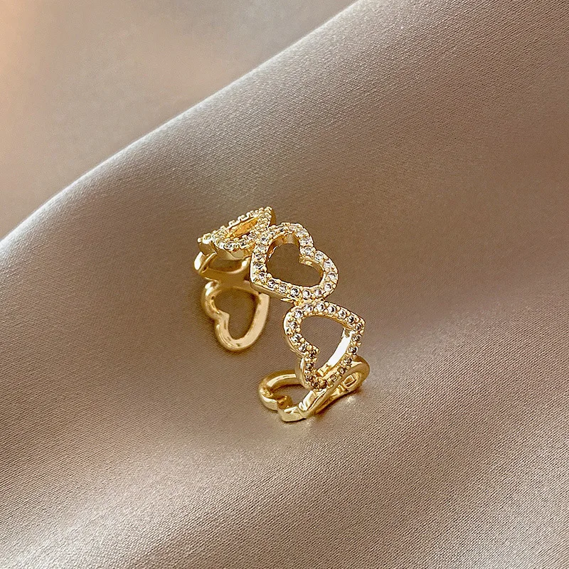 

2022 New Arrival Fashion Rings for Women Metal Party Classic Heart Setting All Compatible Cute Elegant Female Luxury Jewelry
