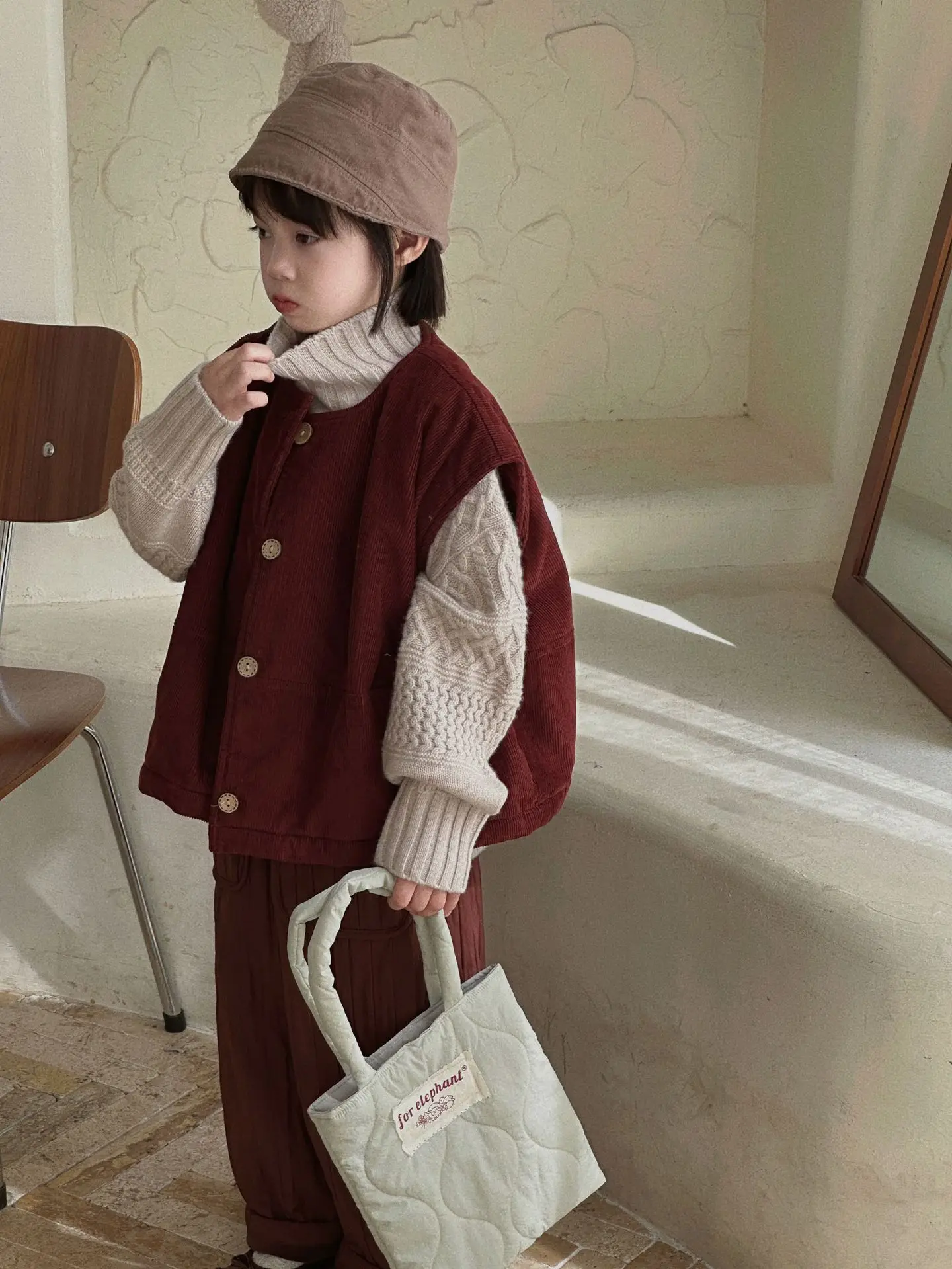 Корейская детская одежда жилет для девочек новинка осени и зимы 2024 детский