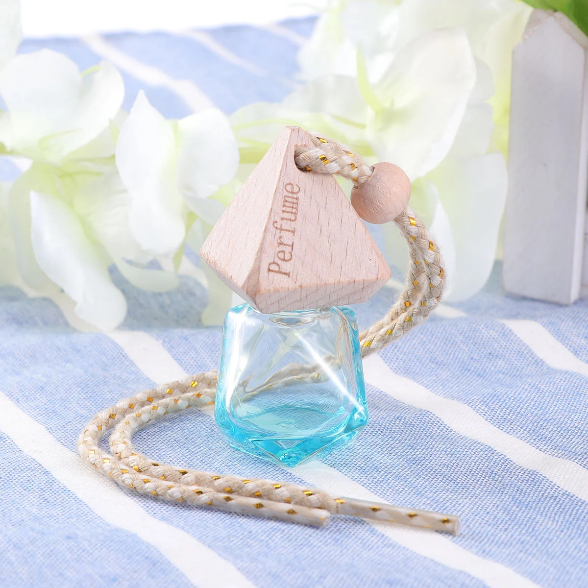 

Car Perfume Bottle Empty Refillable Diffuser Bottle Colorful Pendant Air Freshener(Light Blue)