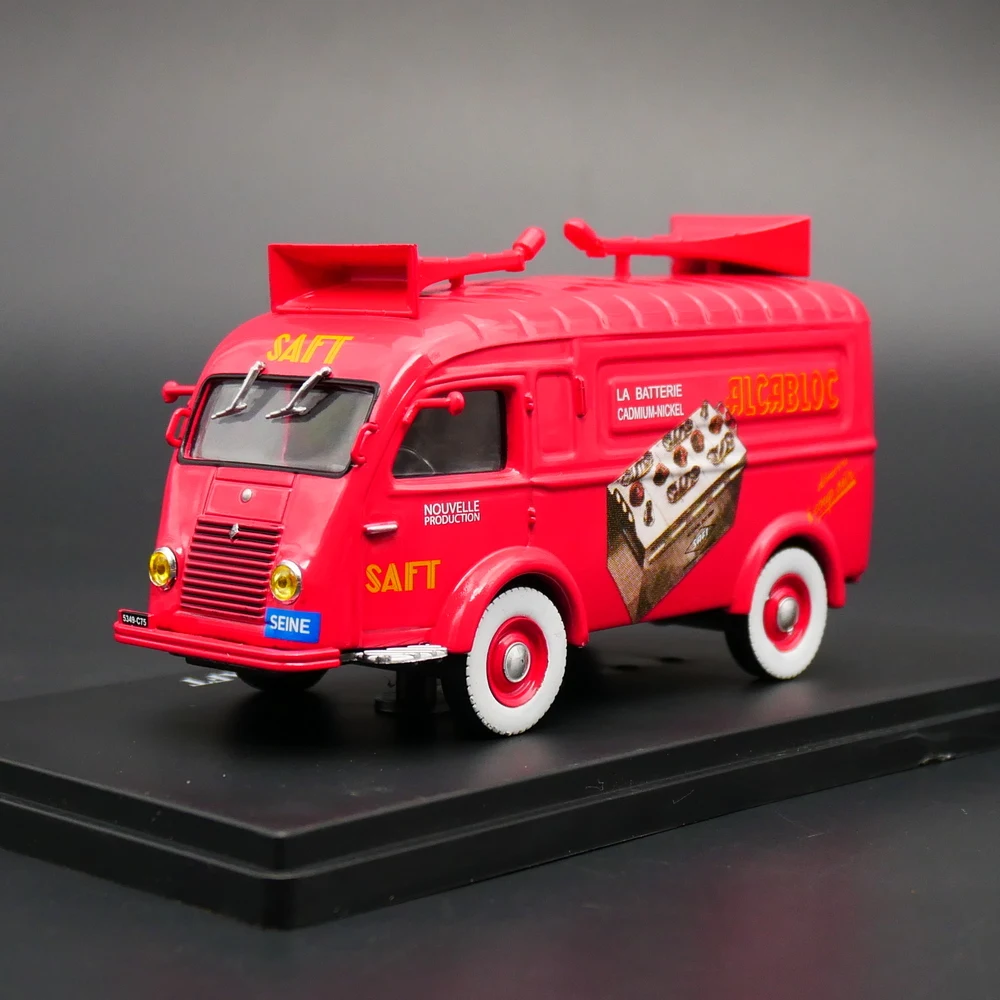 

Ixo 1:43 Renault 1000KG SAFT Diecast Car Alloy Toy
