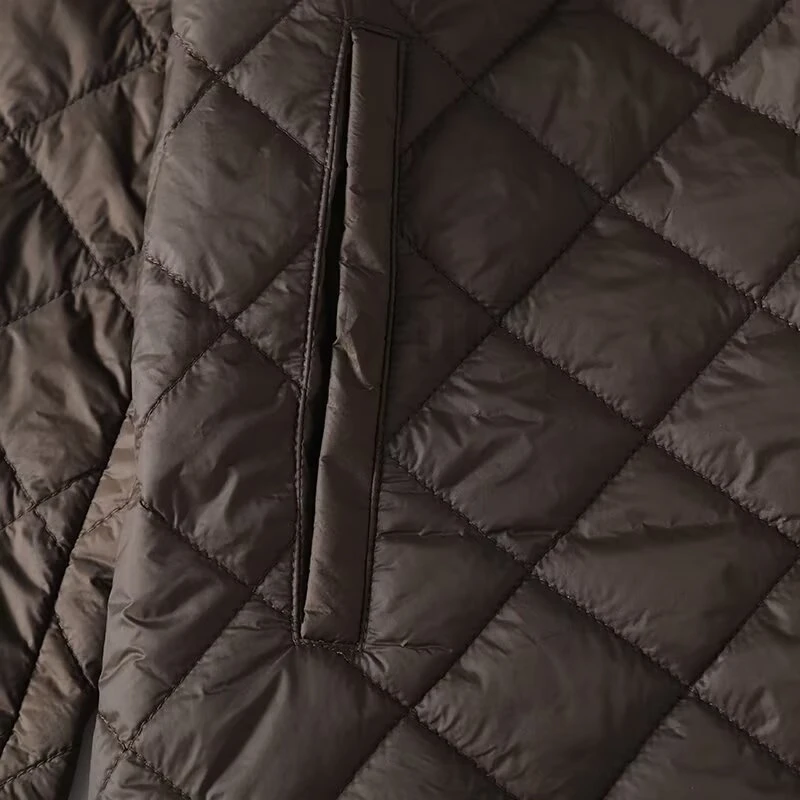 Осень 2024 женская стеганая длинная куртка с длинными рукавами и пуговицами пальто