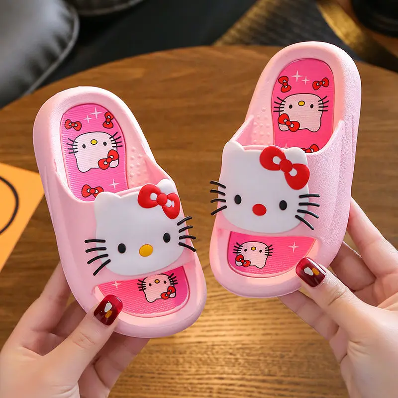 

Милые Нескользящие шлепанцы Hello Kitty на мягкой подошве, Детская летняя домашняя обувь, детские Тапочки для ванной комнаты