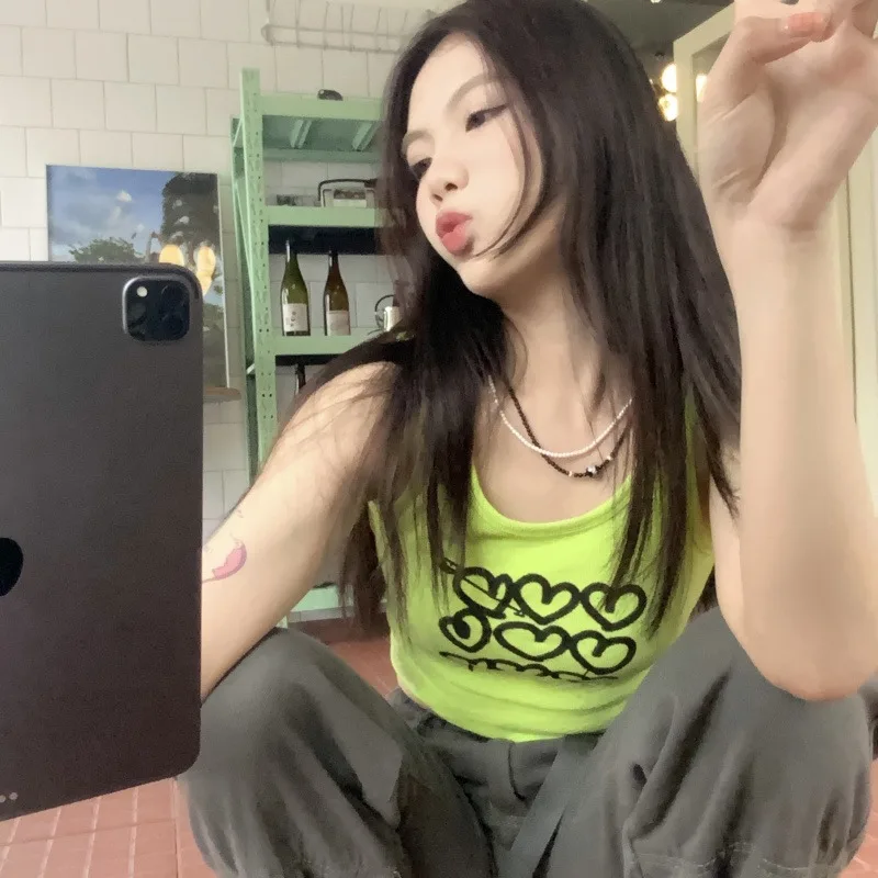 

Женский летний топ на бретельках, с принтом в виде сердечек