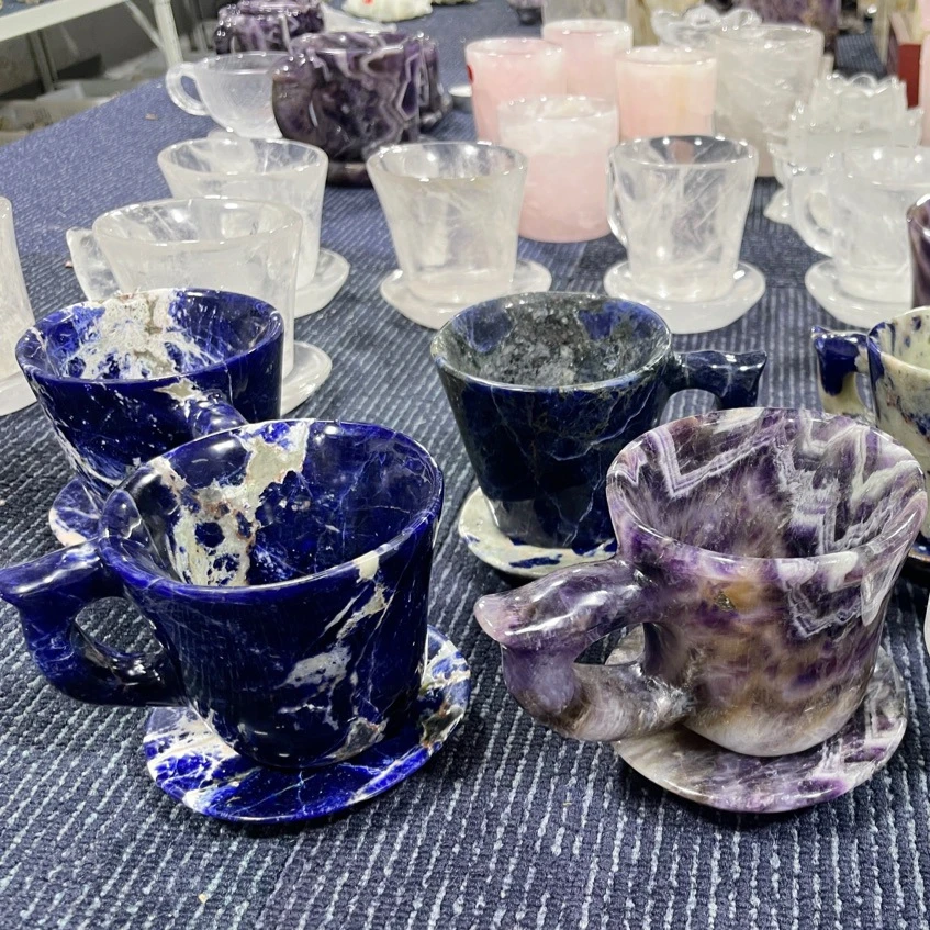 

Natural Hand Carved Amethyst White Crystal Cups & Saucers Azurite Reki Healing Crystal Cup For Gift Collection Craft Home Decor