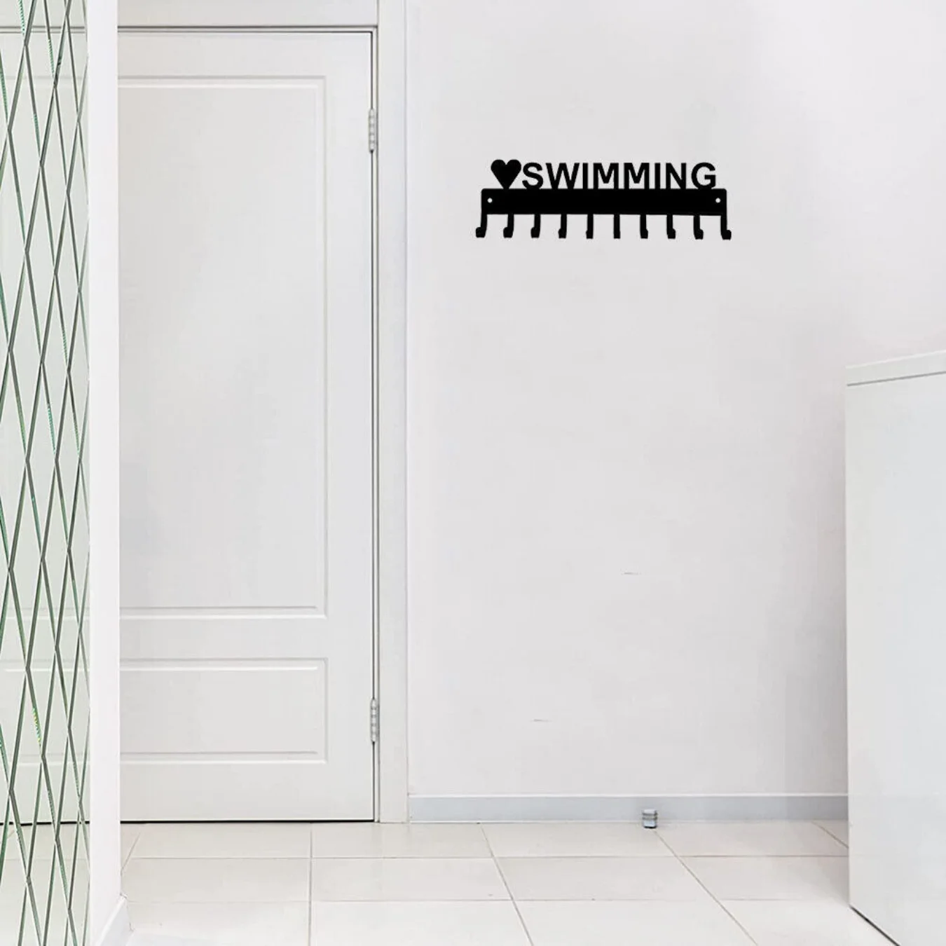 

Вешалка для медали для плавания Love, новинка, 14,5 дюйма, с 10 крючками, металлическая настенная вешалка для гостиной/украшения дома