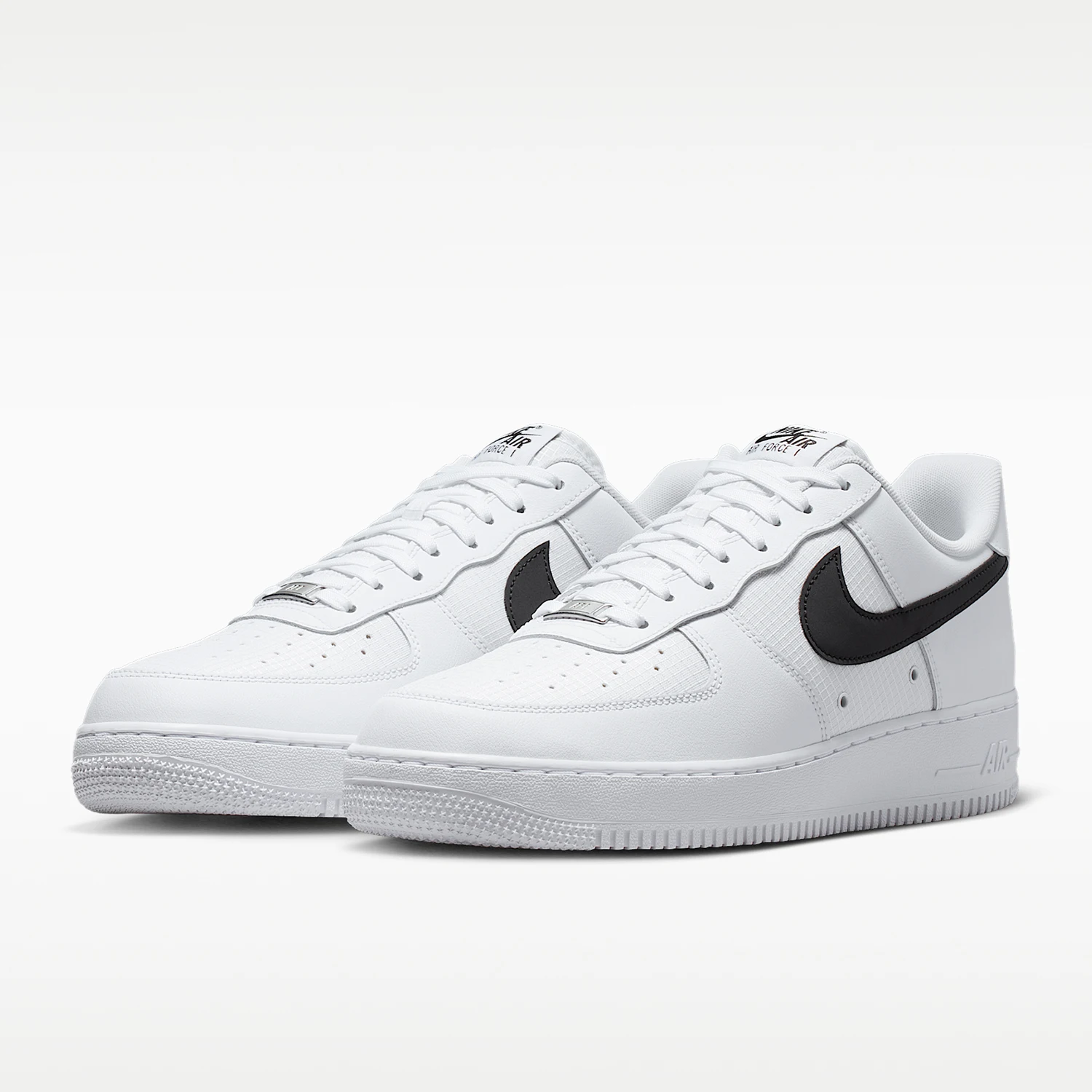 Фото Оригинальные мужские удобные и дышащие теннисные кроссовки Nike AIR FORCE 1 IR0952-100 №1
