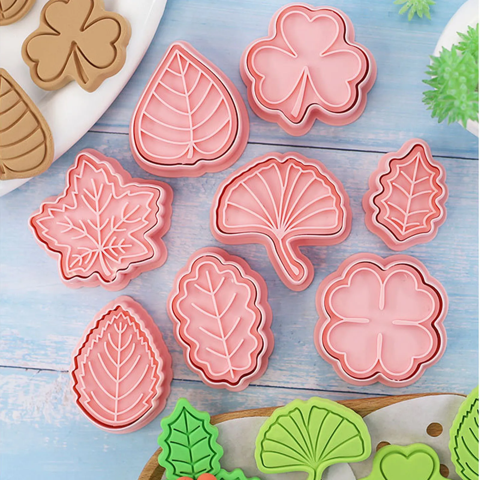 

Cookie Stamp And Cutter Cookie Cutters For Kids 8Pcs Cookie Cutters With Plunger Stamps Set 3D Leaf Shape Biscuit Cutter For
