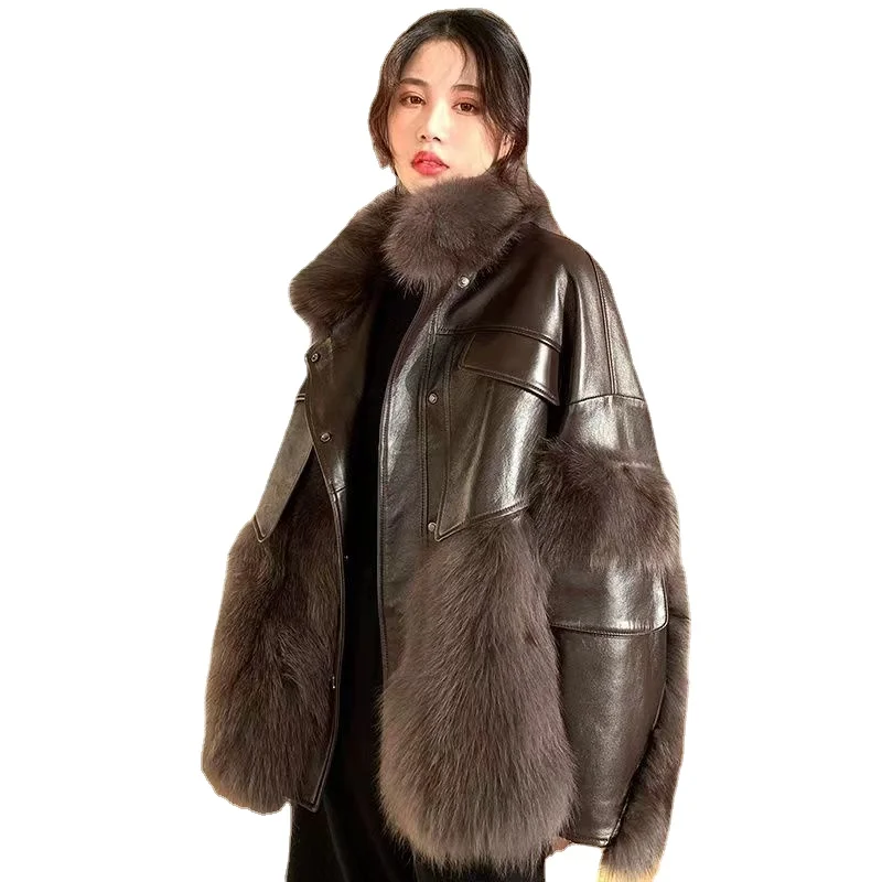 Popular fur coat for women's 2022 winter new Korean fashion imitation fox hair thickened high-grade leather