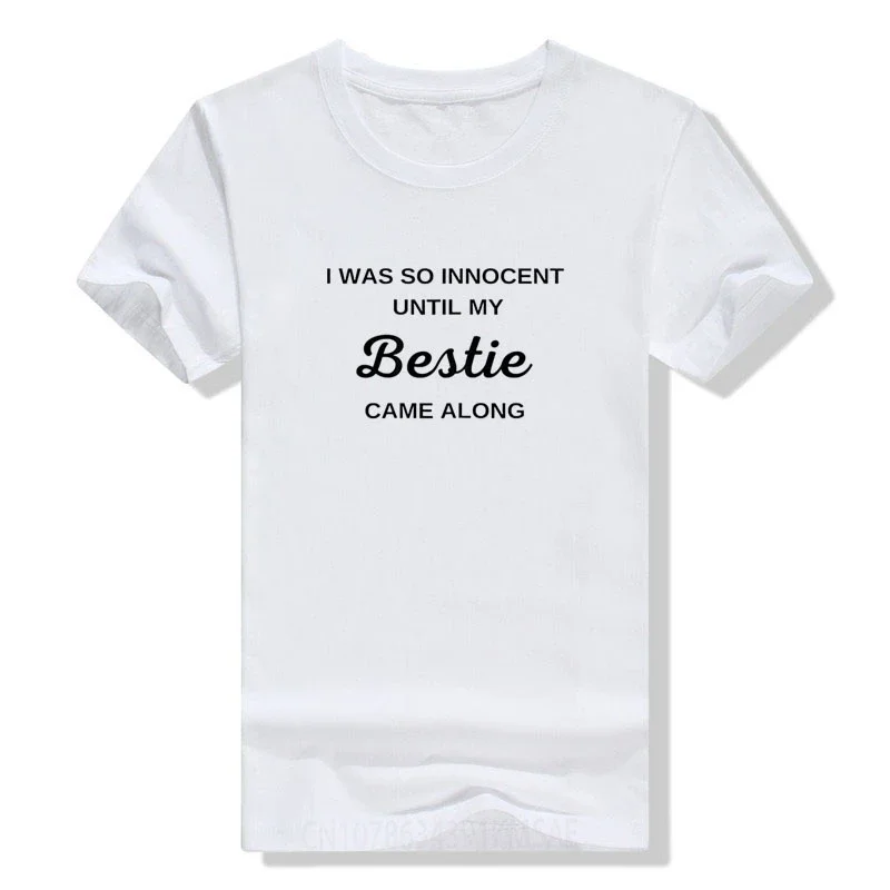 Женская футболка Я была так невинна пока моя подруга не пришла надпись О-образный