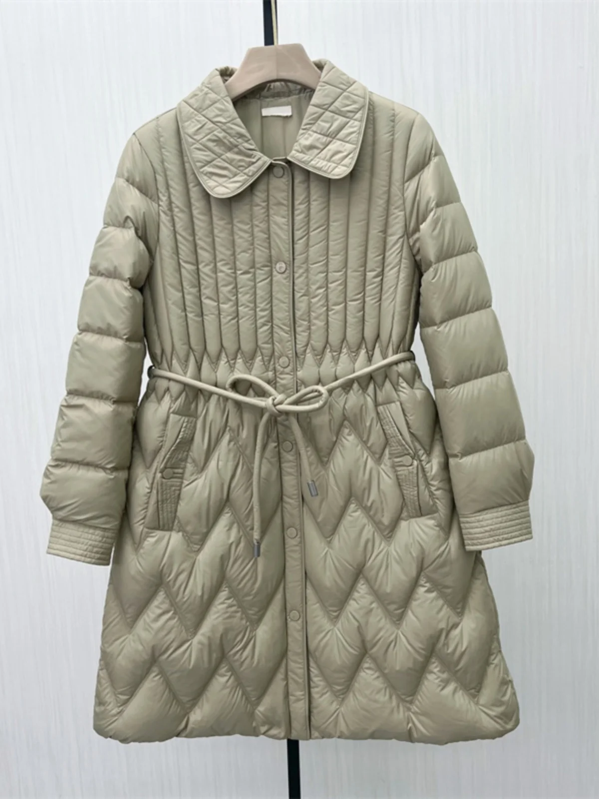 C ● 2024 новый зимний пуховик женский свободный средней длины утепленная теплая