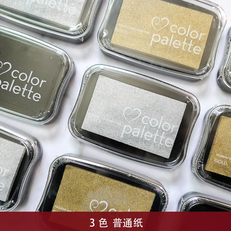 Рисунок 3 - Золотой Inkpad с изображением месяца