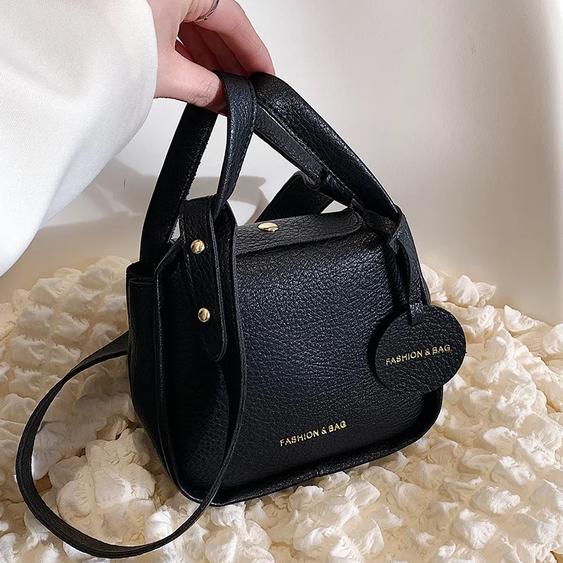 

2022 New Women's Bags Fashion Trendy All-match Messenger Bags Net Celebrity Casual Handbags High-quality Women's Shoulder Bags