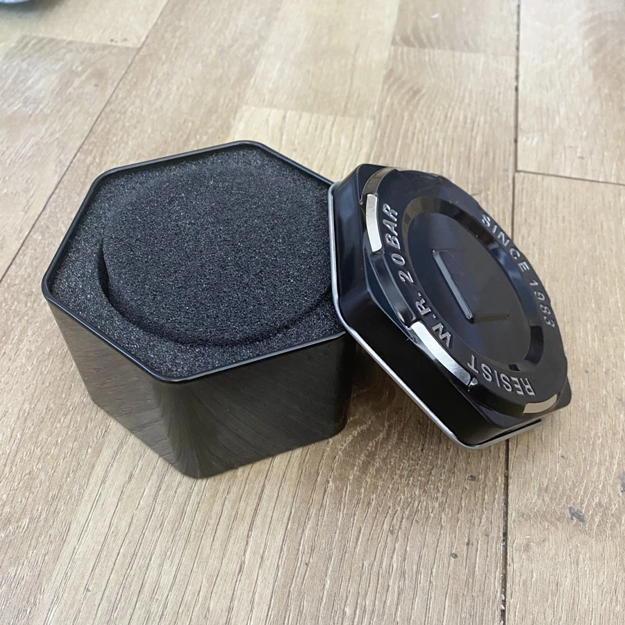 

Watch Gift Black Metal Box