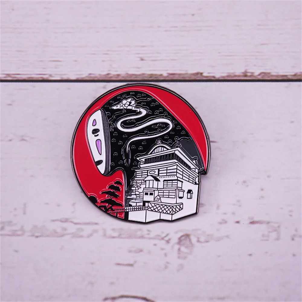 

Miyazaki Hayao animation Enamel Brooch Japanese classic animation cartoon cute clothes accessories color metal pin badge