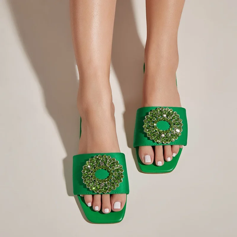 

Шлепанцы женские на низком каблуке, мягкие блестящие сандалии-желе, из флока, черные, бежевые, 2022 S