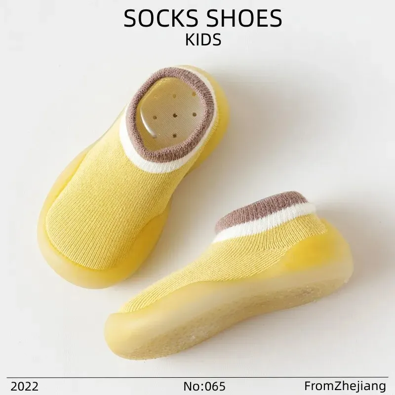 Туфли-носки без шнуровки для девочек