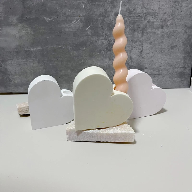 

Love Candlestick Silicone Mould Heart Shaped Candle Holder Moulds DIY Aromatherapy Candlestick Plaster Mold Epoxy Resin Moulds