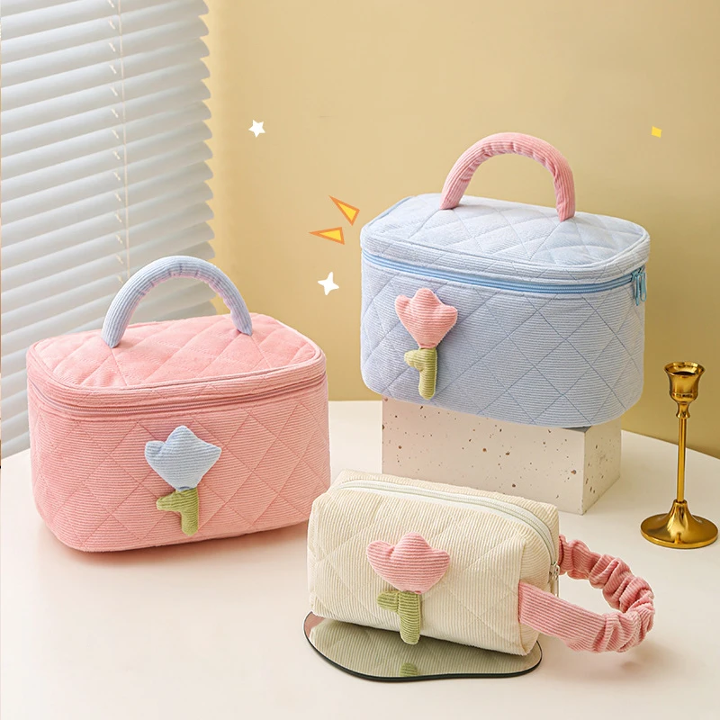 

Cream Corduroy Makeup Bag Tulip Decoration Soft And Sticky Feel Large Capacity Portable Portable Washing And Storage