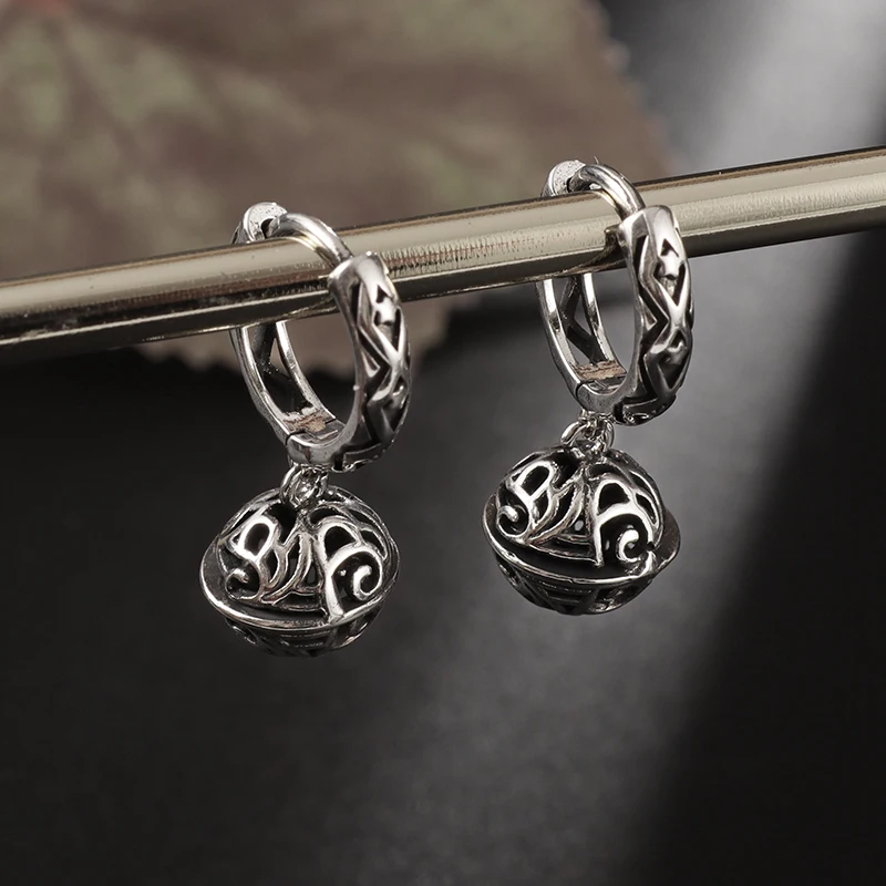 

SEXY Copper Material Hollow Ball Pendant for Man and Women Wedding Party Round Earrings for Fashion Summer 2023 Personality