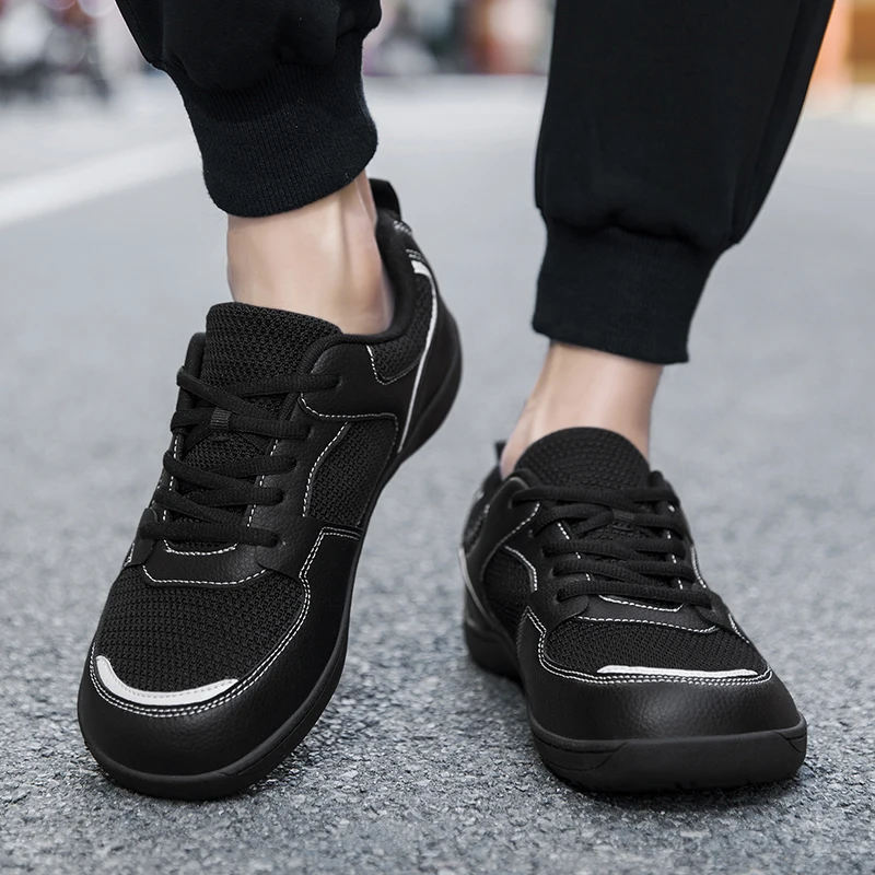 Мужская прогулочная обувь босиком дышащая удобная с широким носком повседневные