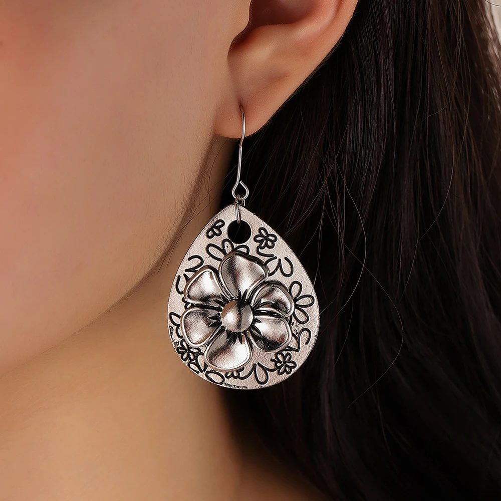 

Vintage Engraved Printed Drops Earrings For Women Creative Design Flower Earrings Retro Jewelry Accessories Wholesale