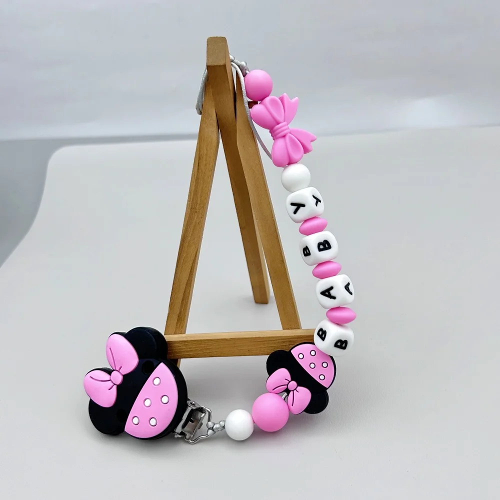 Персонализированная силиконовая подвеска в виде английского алфавита с именем