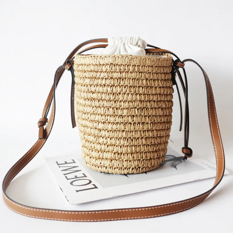 

2023 New Style Round Straw Tote Raffia Round Barrel Straw Woven Crossbody Bag Handbags Women Bags Designer Beach Bag for Women