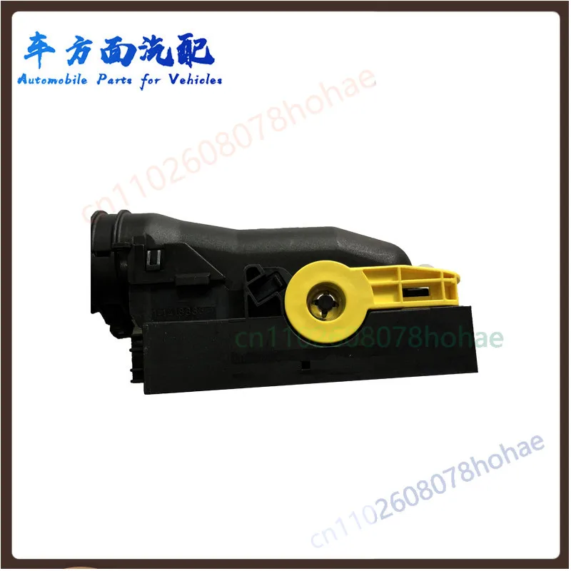 Разъемный блок DCU Full Wire Harness Connector L6200-3823390B для блока управления SCR Yuchai Sanli (art.: 3920db57fbf36) - 3920db57fbf36