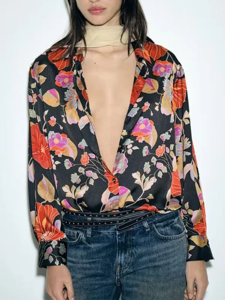 

TRAF Fashion Women Floral Printed Blouses 2023 Autumn Chic Thin Long Sleeve Shirts Vintage Causal Single Breasted Tops