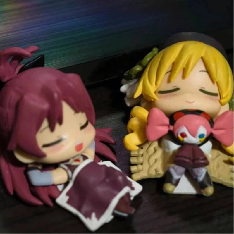 Фото Фигурки Stasto Gashapon Puella Magi Madoka Magica: Спящие мини-фигурки Хомуры Акеми, Мами Томоэ, Саяки Мики — украшение для рабочего стола №2