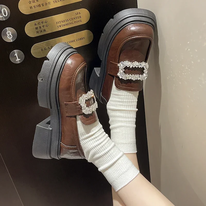 Массивные лоферы со стразами женская обувь на платформе повседневная кожаная