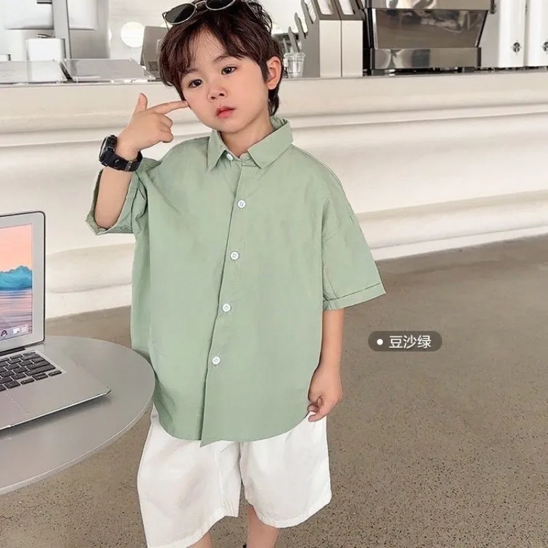 

Новинка 2023, темпераментная летняя рубашка для маленьких мальчиков, простые трендовые универсальные модные стильные топы с длинным рукавом,...