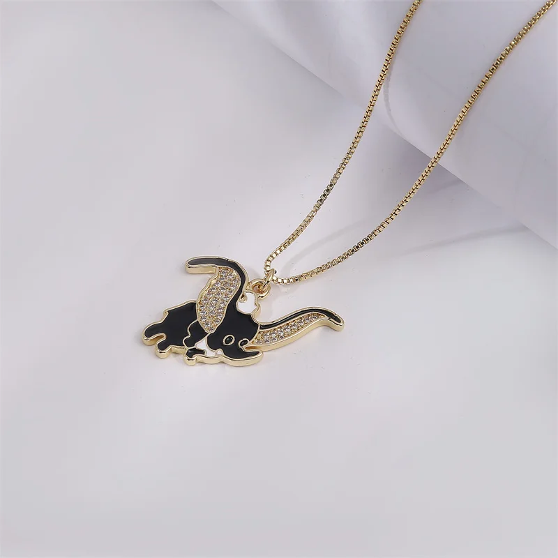 

New Summer Bohemia Elephant Causual Copper Necklace For Women Charms Trendy Beautiful Rhinestone Female Ethnic Jewelry Wholesale