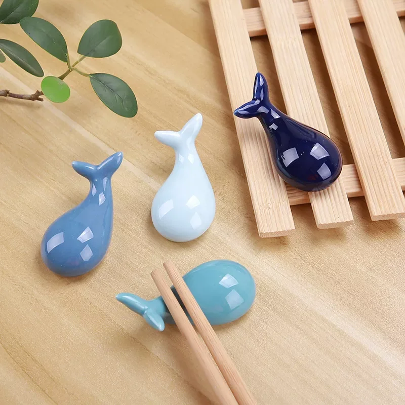 

1Pcs Chopsticks Holder Cute Japanese Style Lucky Whale Home Hotel Supplies Kitchen Tableware Chinese Style Ceramic Blue Series