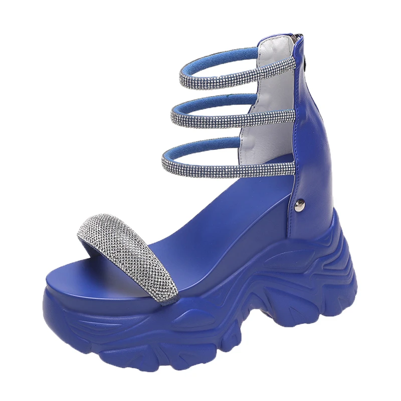 

Сандалии женские на высокой платформе 10 см, босоножки на танкетке с кристаллами, пляжные кроссовки с блестками, массивные, лето 2022